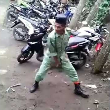 Hansip penjaga malam