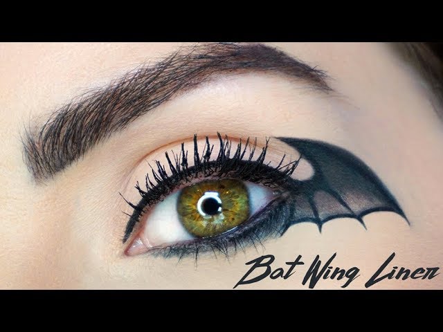 Real real batwing 🦇 eyeliner #batwing #bateyeliner #eyeliner #hallow