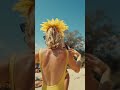 “Restée Là” 🌻 mon nouveau clip sort aujourd’hui 💃🏼 l’Ep “Palm Beach” 🏖 arrive le 15 Août ❤️