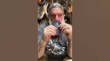 Make A PRIMITIVE Arrowhead or Projectile #survival #flintknapping #diy #stoneage #primitiveskills