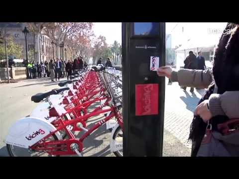 Vídeo: Com Arribar Al Mar En Transport Públic