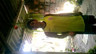 Ismail Ensinando A Fazer Malabarismoo