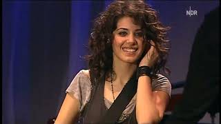 Katie Melua – Nine Million Bicycles (iTunes Live)