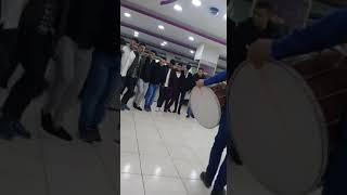 Kürt Gençler Halay Resimi