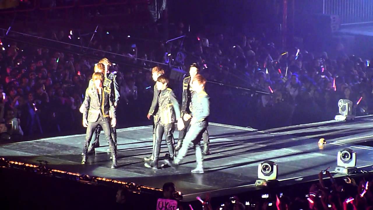 U-kiss - 만만하니 (Music Bank in Paris)