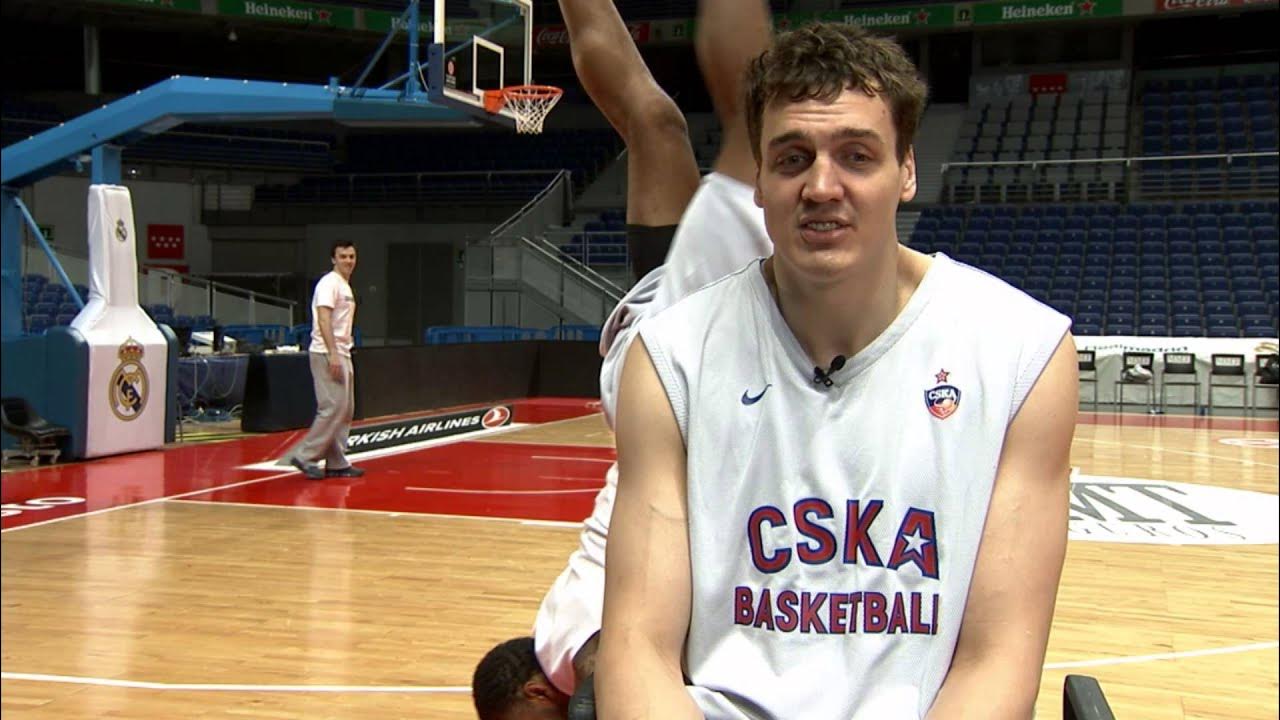 Баскетболист Саша Каун
