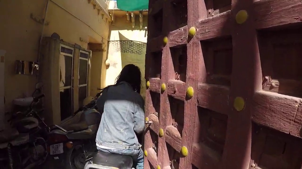 Крутой хостел в Удайпуре. Castle Namahstay Hostel & Art Space. 2020 год, Индия.