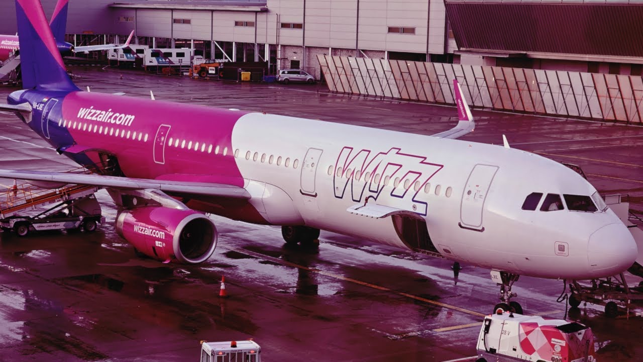 Wizz Air A321 Luton - Gdańsk ☁