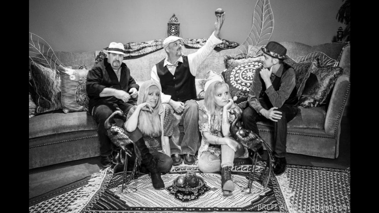 Tusk Fleetwood Mac Cover - Big Truth and Little Lies Band - Europa Village