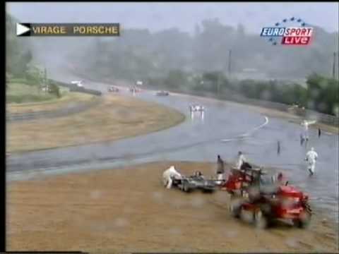2001---le-mans---chaos-in-the-rain