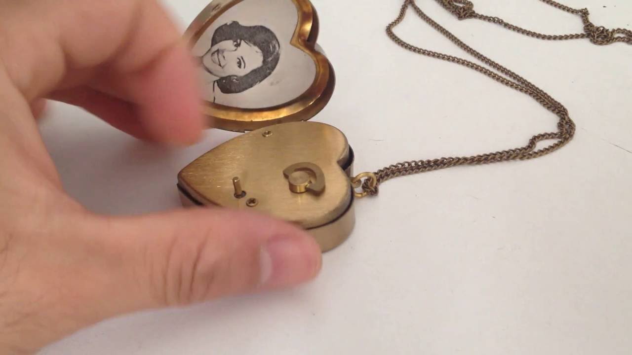 Rose Quartz Heart Music Box Locket, Music Box Necklace, Mini Music Box, Musical  Pendant, Music Box Jewelry - Etsy