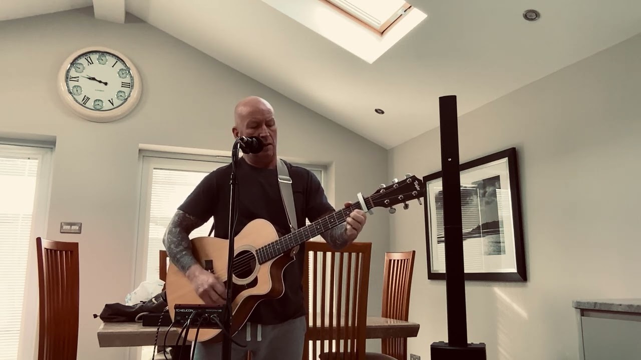 (Live forever oasis) acoustic cover