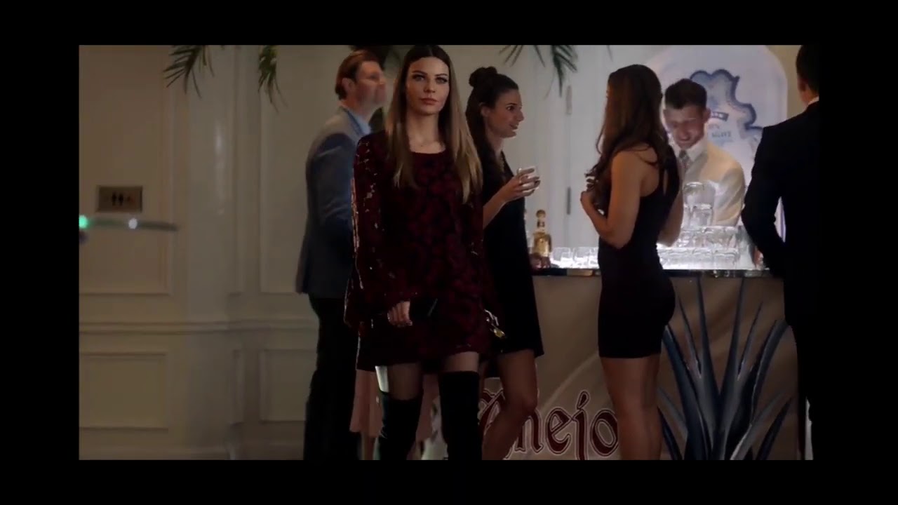 Detective Chloe Decker Entry in Lucifer with Rauf Faik - Childdhood  8D music