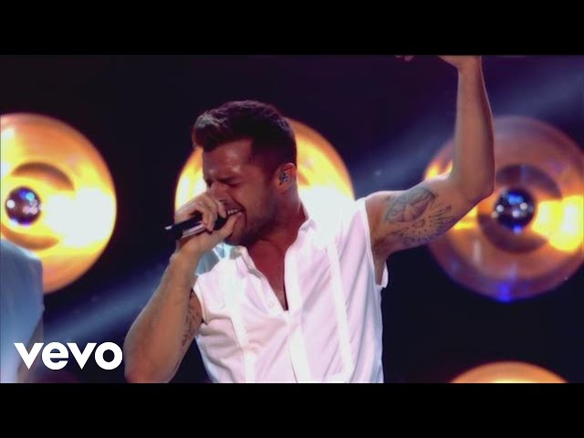 Ricky Martin - Come With Me (En Vivo) class=