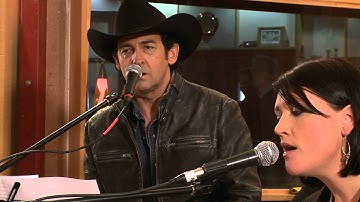 Song Of Australia - Colin Buchanan with Lee Kernaghan & Sara Storer (The Songwriter Sessions DVD)
