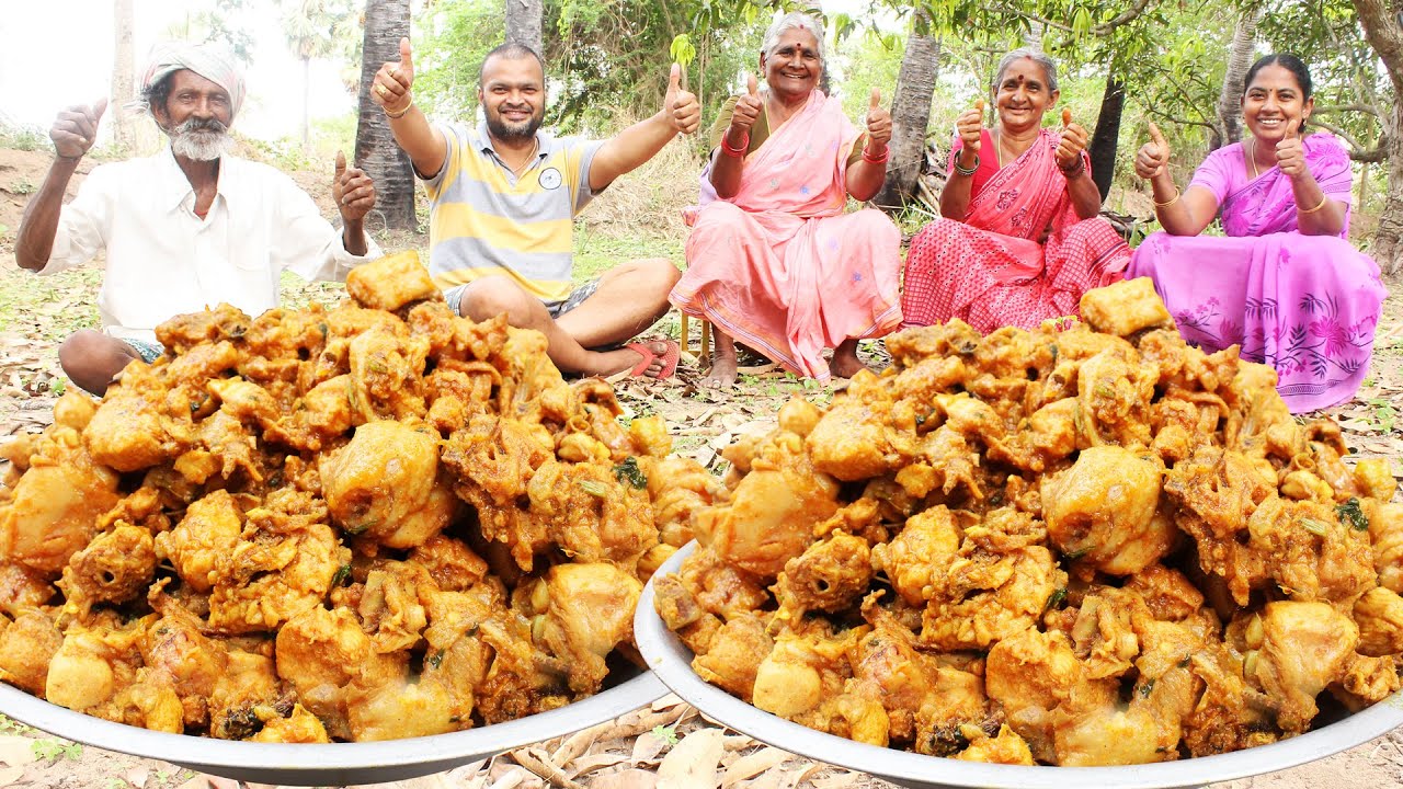 Village Style Chicken Curry Recipe || సూపర్ టేస్టీ చికెన్ కర్రీ || Simple Chicken Curry | Myna Street Food