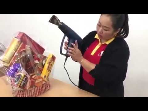 Video Hướng Dẫn Đóng Giỏ Quà Tết Bằng Màng Co || Bán Màng Co... - youtube