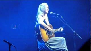 Tina Dickow - Working Class Hero, Live, Gasværket, maj 2009 chords