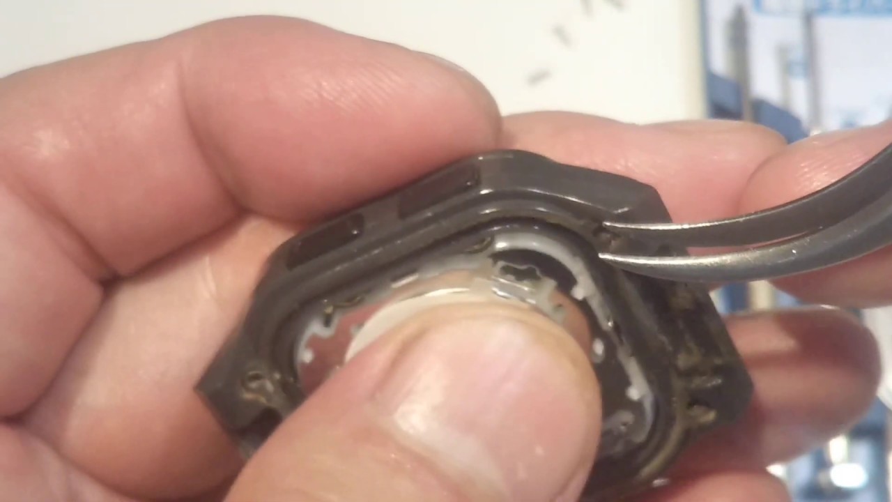 71☆CASIO SDB-100J☆安く腕時計電池交換 - YouTube
