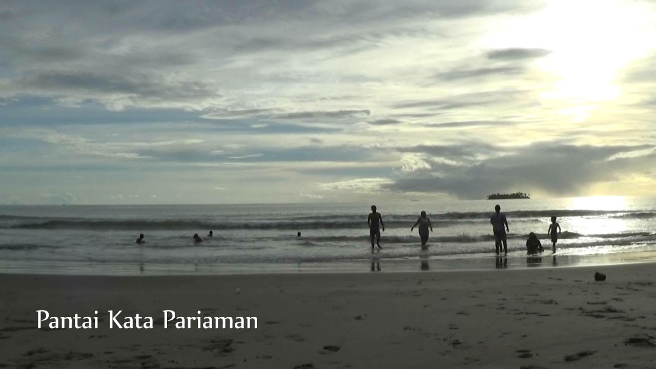 Asyiknya Bermain isi Liburan di Pantai Kata Pariaman YouTube