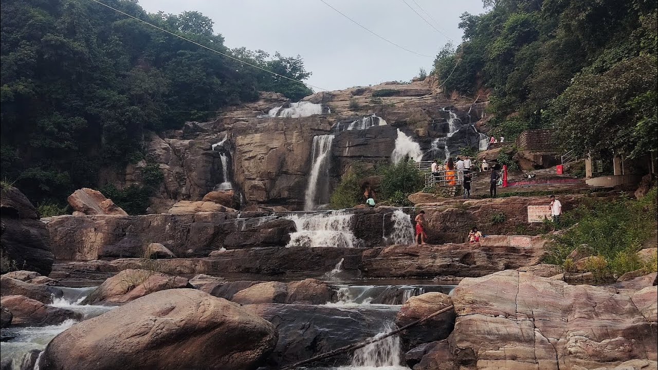 Beautiful Jonah's Breathtaking Fall Adventure in Ranchi | Exploring the ...