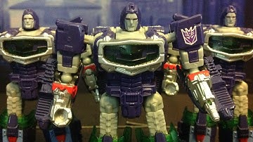 Botcon 2016 Reflector Troopbuilder Set