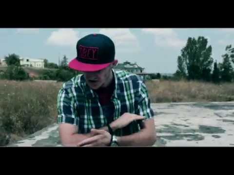 Berkay a.k.a. Dr. - Renk Körü (Official Video)