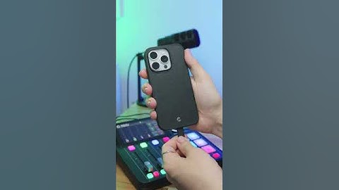 How to Go Live With Your Smartphone and the RØDECaster Duo