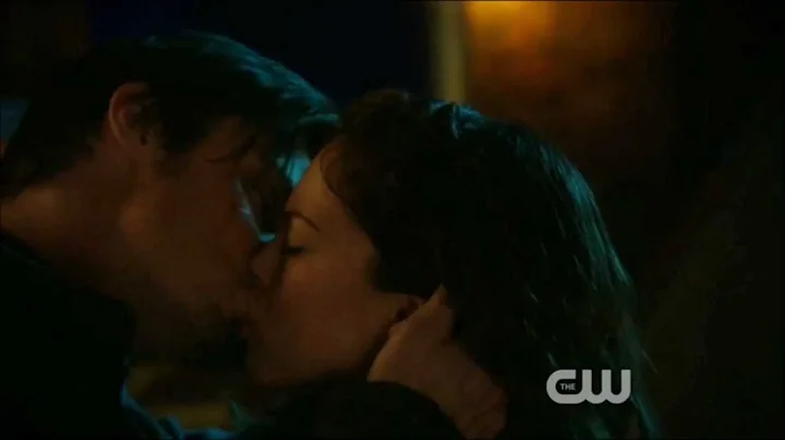 Vincent and Catherine//  FIRST KISS
