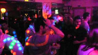 joys cafe 2011 04 24 zero buli