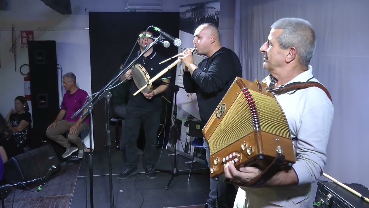 ==8^ edizione Sa Festa de is Launeddas==   (24)