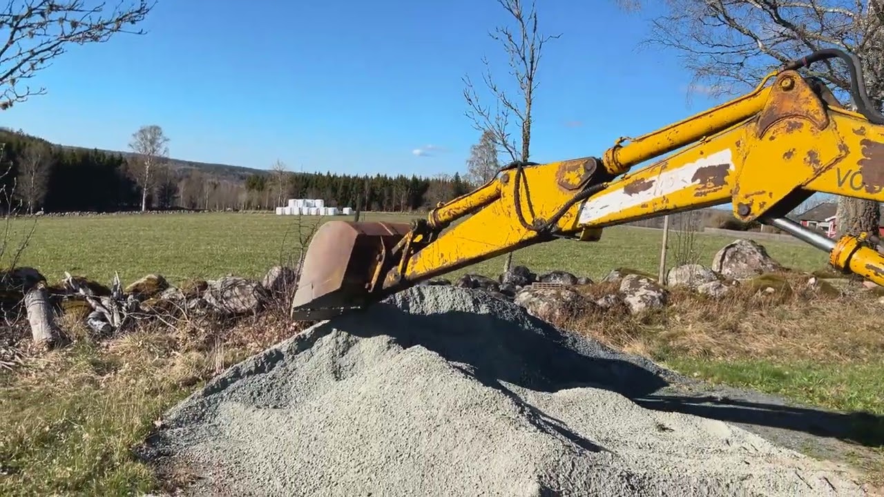 Traktorgrävare BM Volvo 400 Hydrema