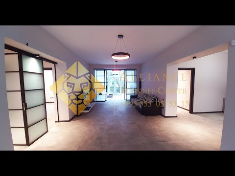 ქირავდება კომერციული საოფისე ფართი საბურთალოზე, კერძოდ შარტავას ქუჩაზე, მერიის მიმდებარედ.