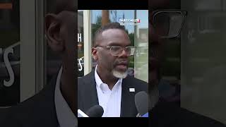 WILD Chicago TAKEOVER Hospitalizes 5 Officers