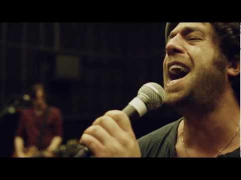 big-blue-test:-elliott-yamin,-singer-and-american-idol-finalist-celebrity-with-diabetes