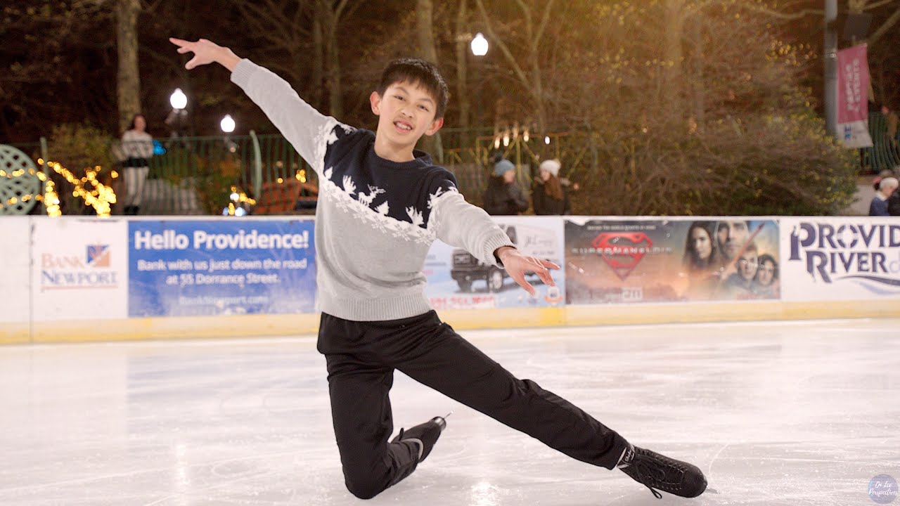 Josh groban performance at christmas tree lighting