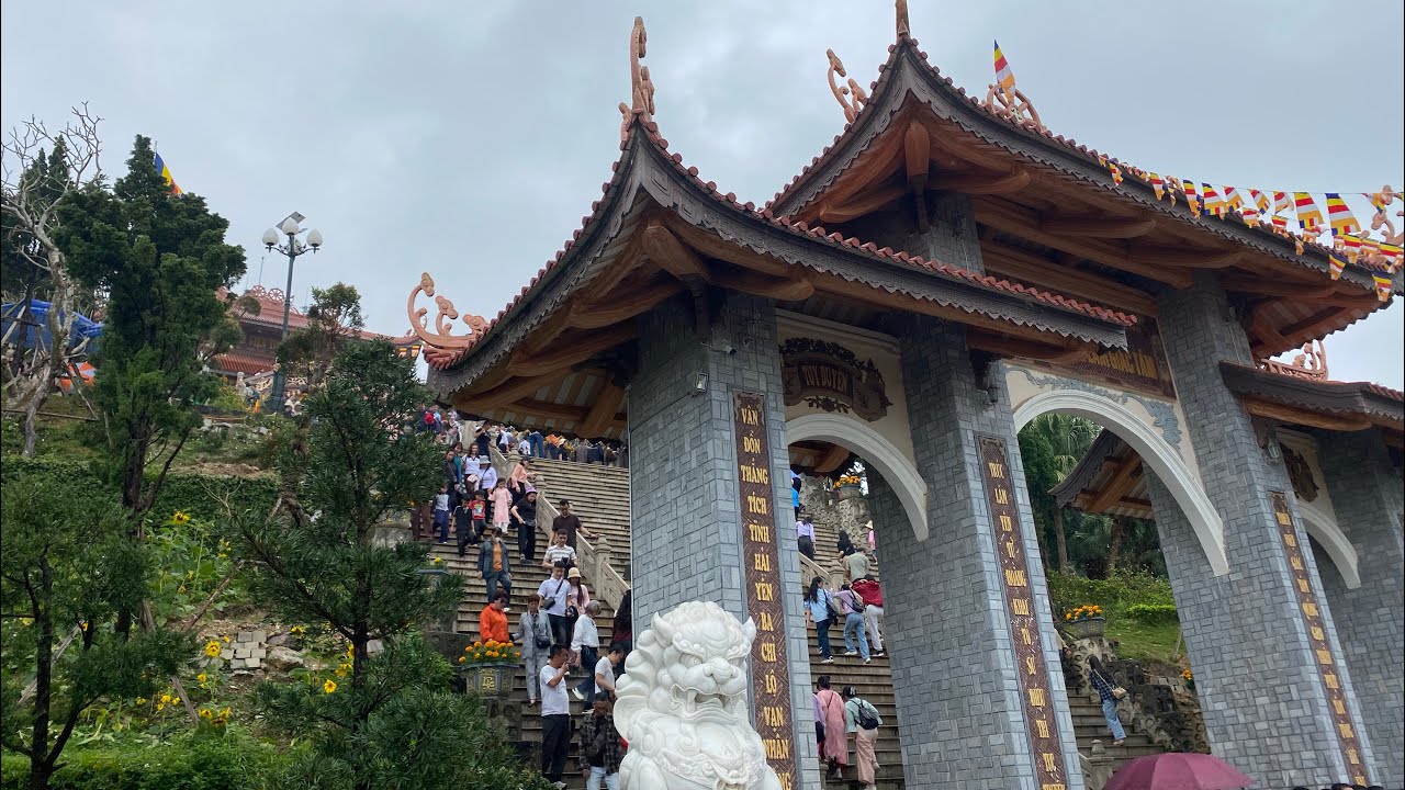 Chùa Cái Bầu Quảng Ninh - Mùa Xuân 2026