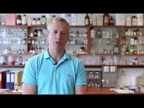 Løselighet av salter - YouTube
