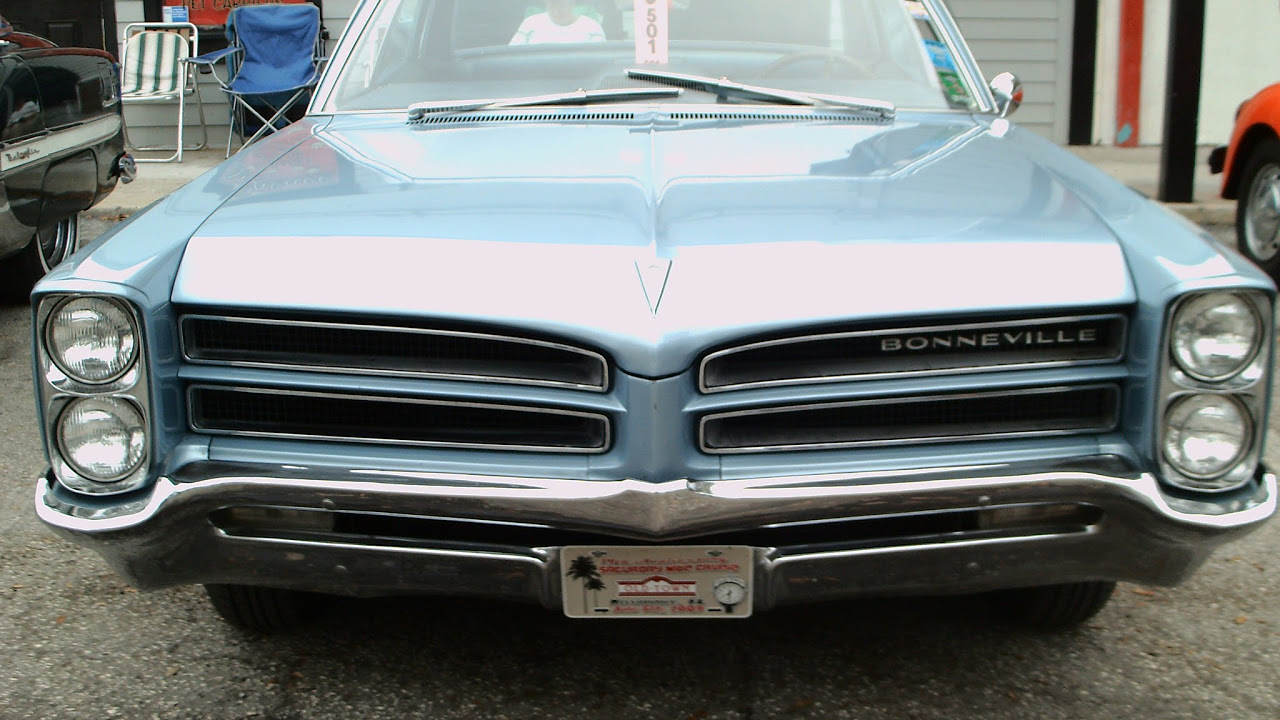 1966 Pontiac Bonneville Four Door Hardtop Blu OT010513 - YouTube