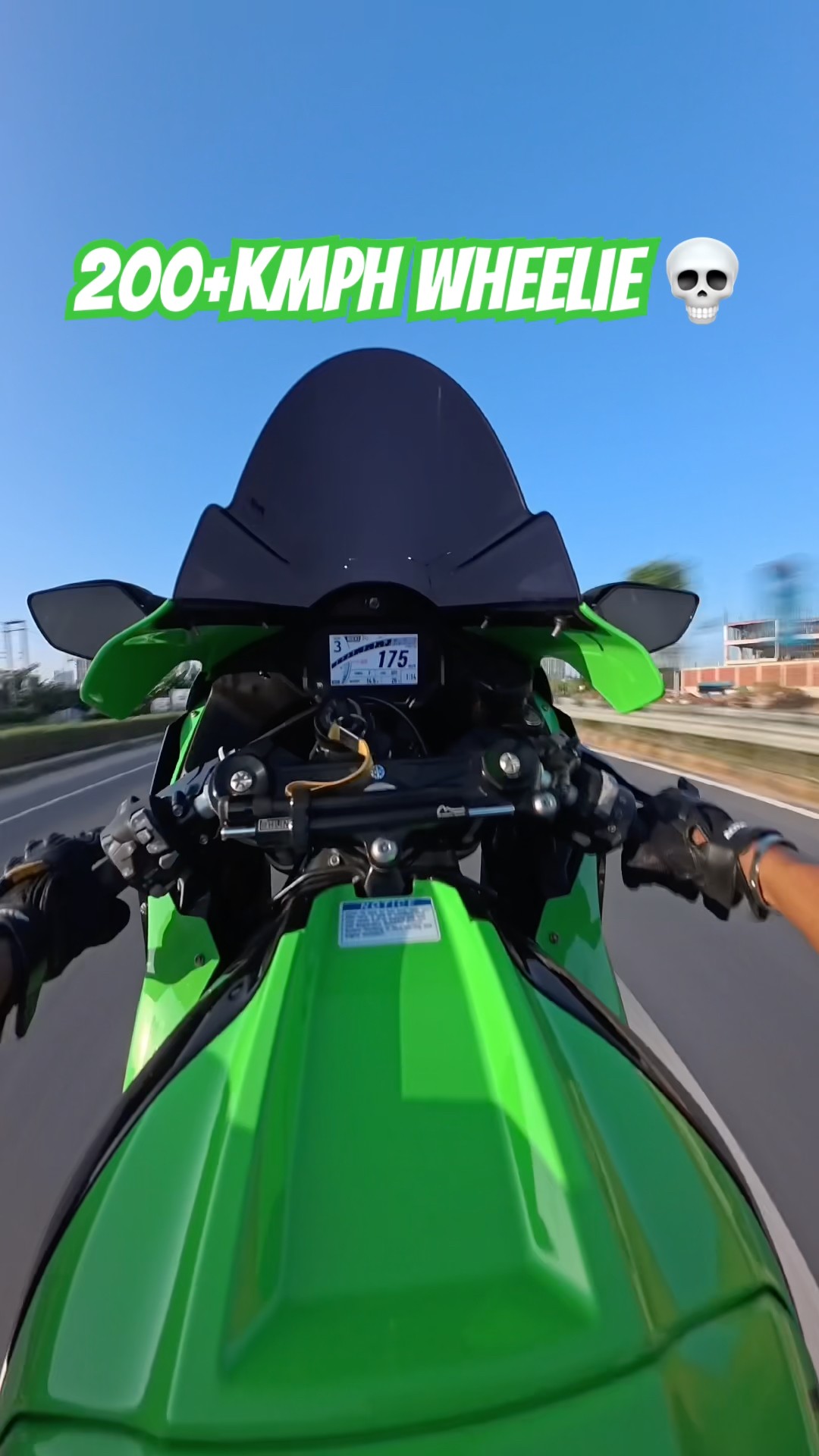 200+ KM/H Wheelie on Kawasaki ZX10R 😱 #viral #kawasaki10r