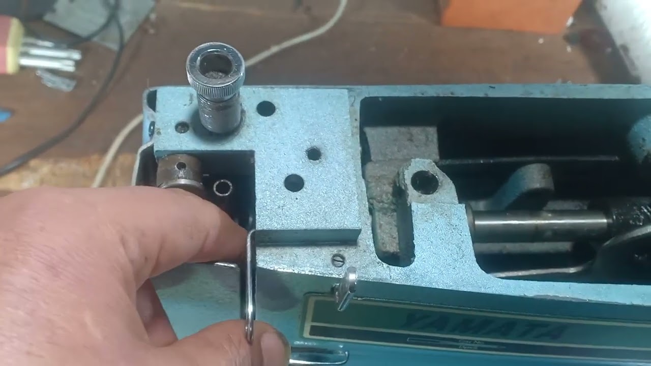 SINGER.20U43.Comment huiler une machine à coudre ?