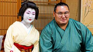 Sumo Wrestlers vs. Maiko Girls! Kyoto Traditional Game Challenge...🎎 screenshot 1