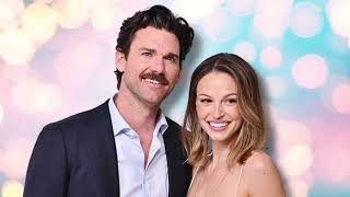 Kevin & Kayla: 10 Real Life Hallmark Families!
