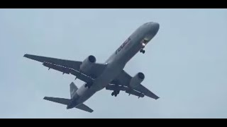FedEx Express 757-200 N949FD landing in San Diego International Airport