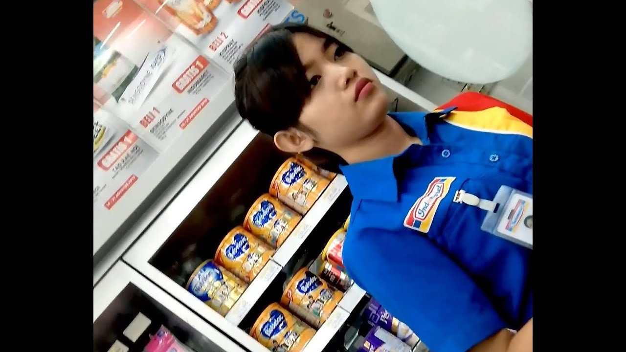 Indomaret cantik - YouTube