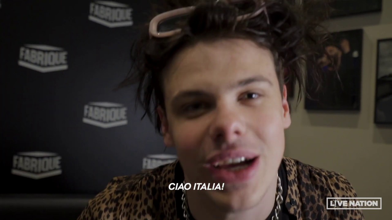 A Cup of Tweet con Yungblud