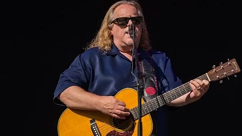 Warren Haynes - "Give Me Love (Give Me Peace On Earth)" (George Harrison) - Mountain Jam 2016