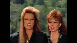 Watch Judds Love Can Build A Bridge video