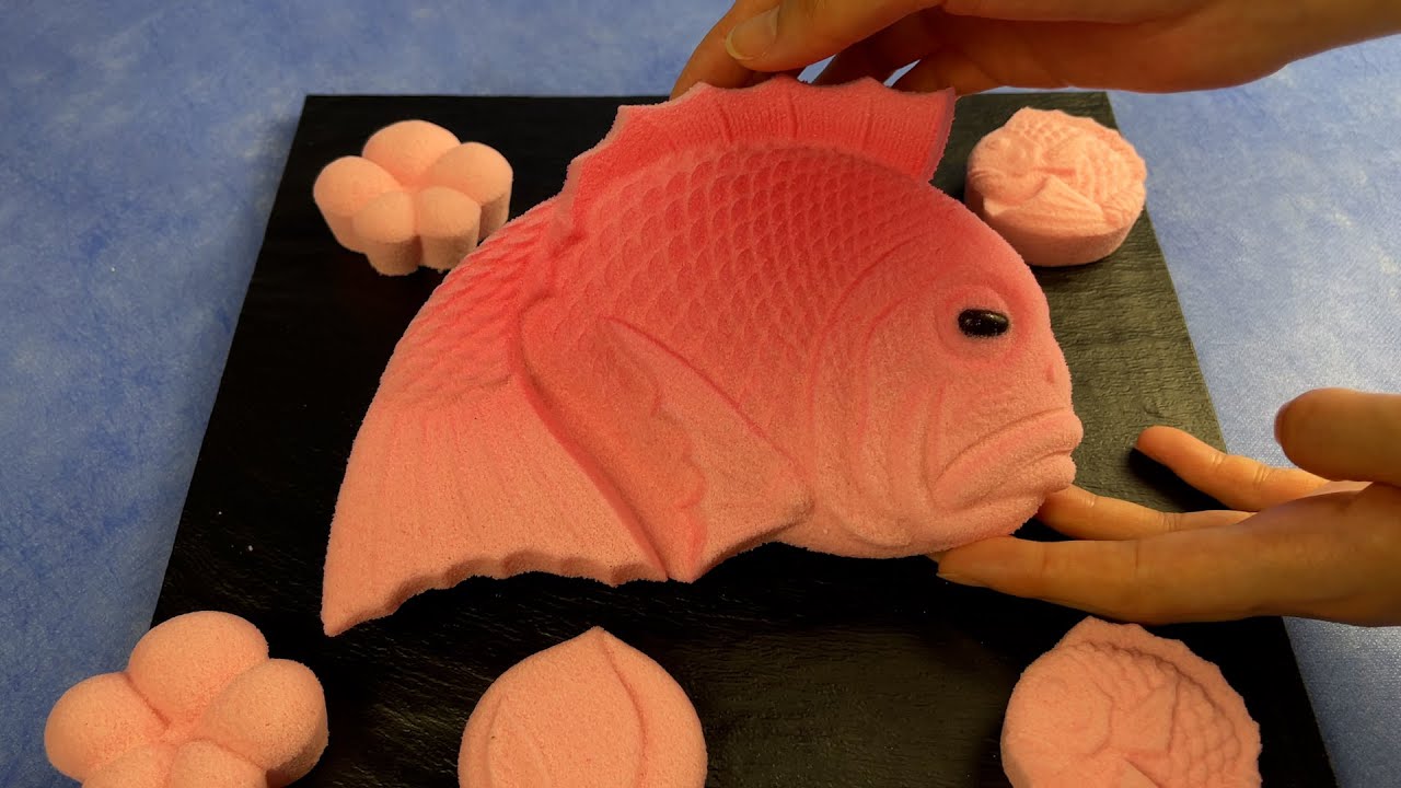 職人技】祝い菓子「鯛の落雁」ができるまで - YouTube