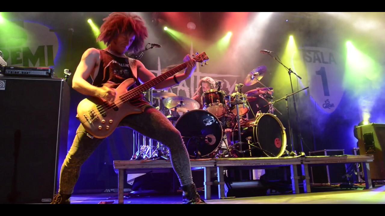 TRALLERY - Spirit On Stage (Full DVD)